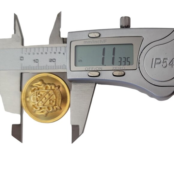 Gold Tone Round Raised Shield Design Clip On Earrings E846 - Picture 8 of 9